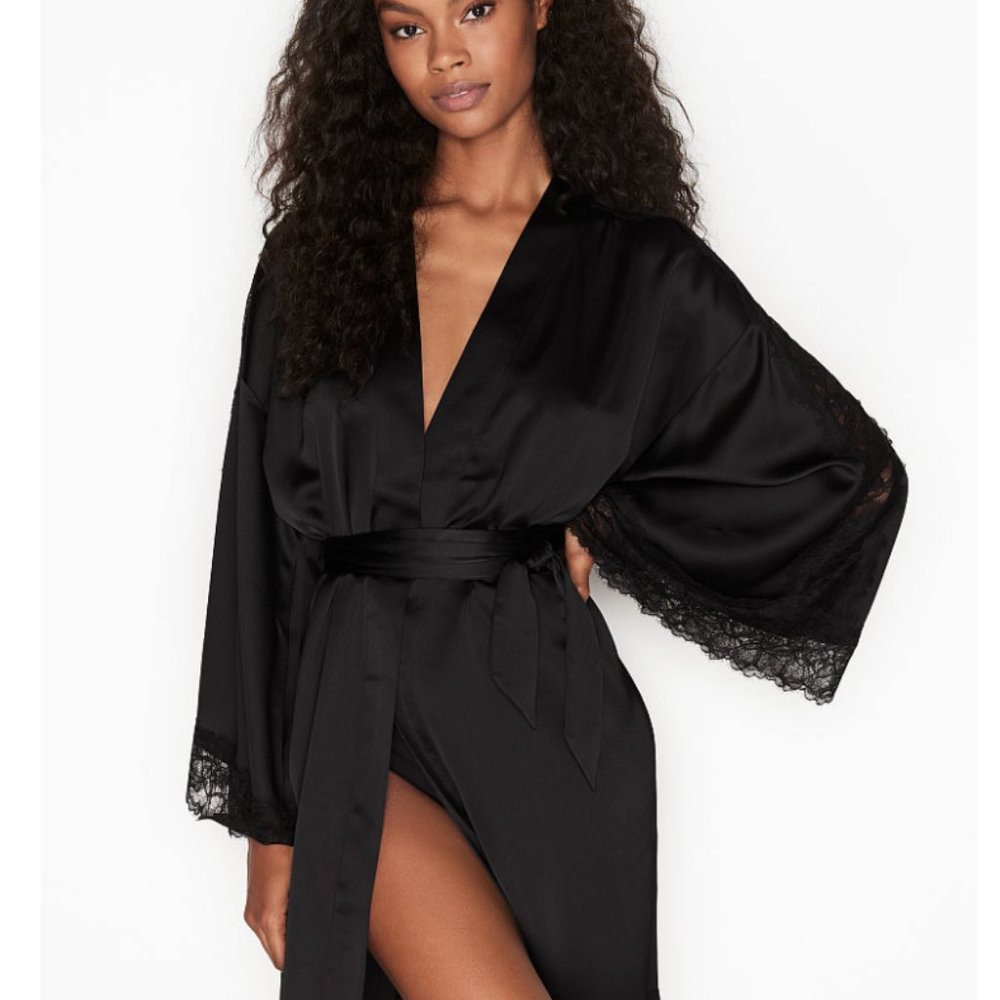 Lace Inset Robe